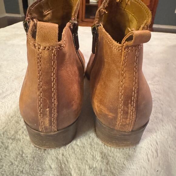 LUCKY BRAND Boots Brown Leather Basel booties side zip distressed womens 8.5M - Picture 5 of 8